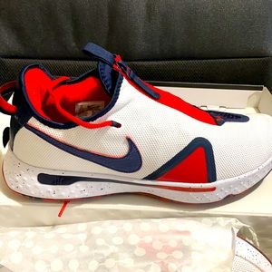 NIKE PG 4